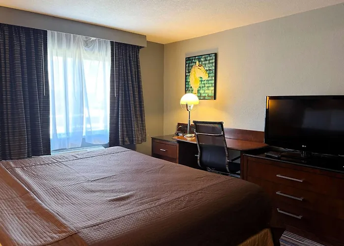 Travelodge By Wyndham Bloomington