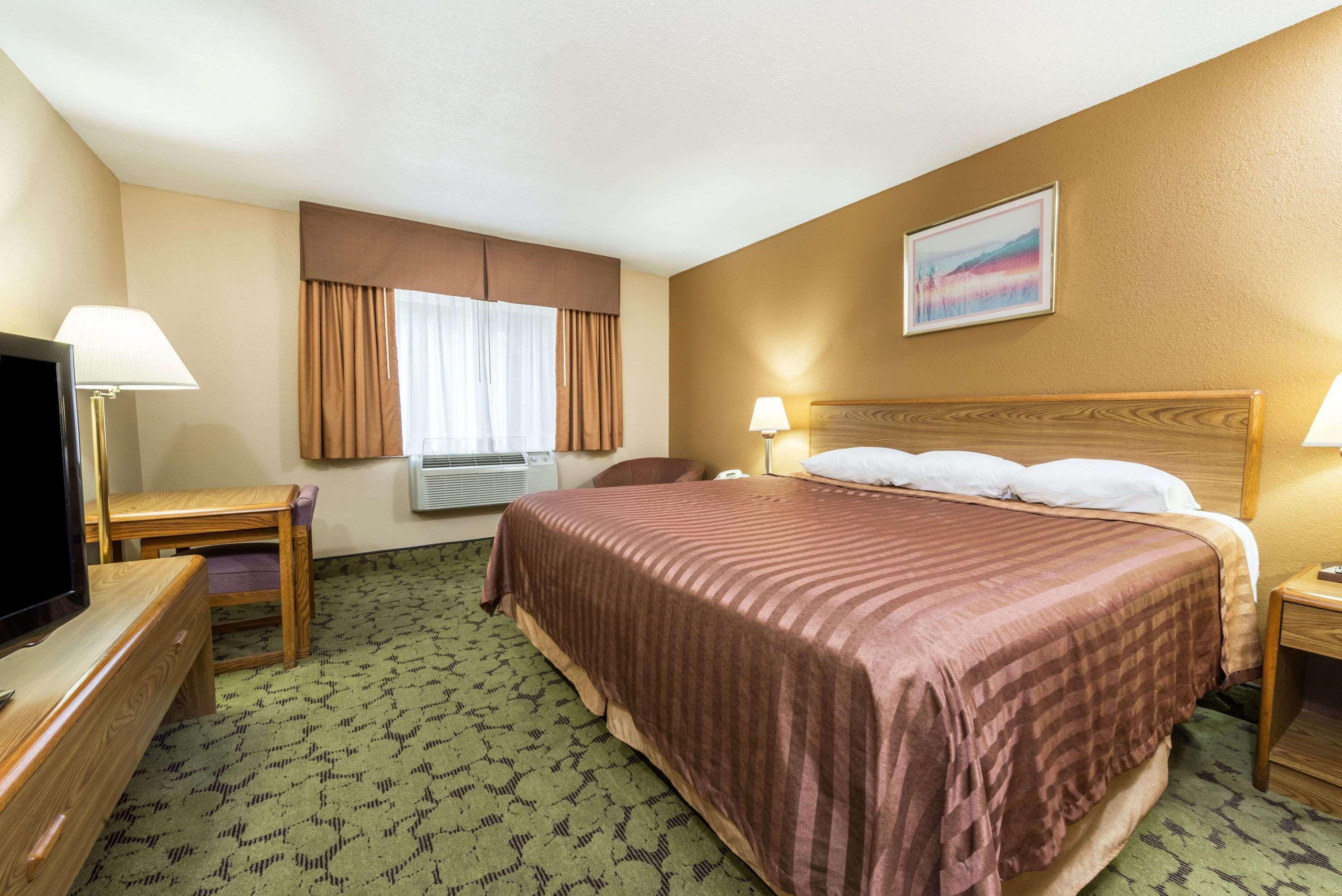 Hotel Travelodge By Wyndham 2*