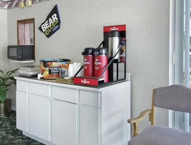 Travelodge By Wyndham Hotel 2*