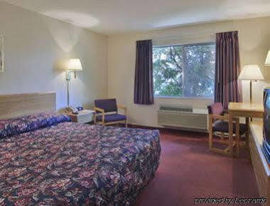 Travelodge By Wyndham Hotel